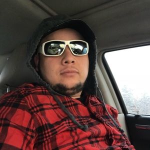 Meet your Posher, Julio